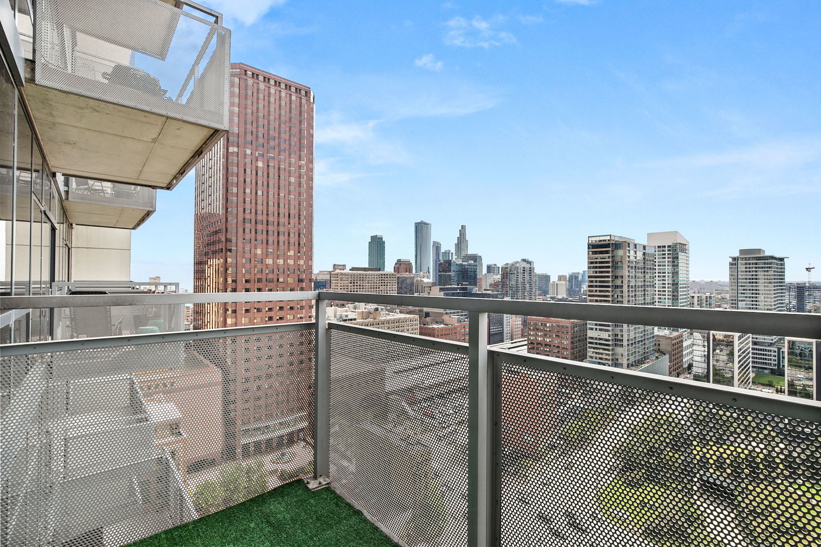 235 W Van Buren Street 2505 Property Photo 14
