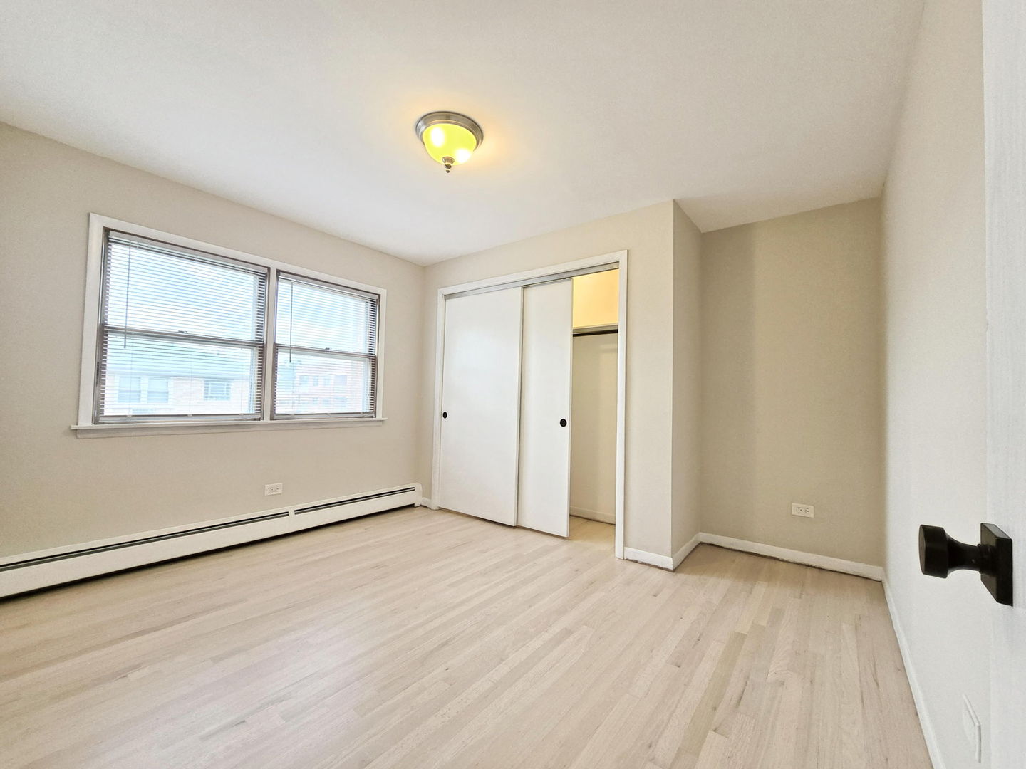 6747 N Olmsted Avenue 2b Property Photo 5