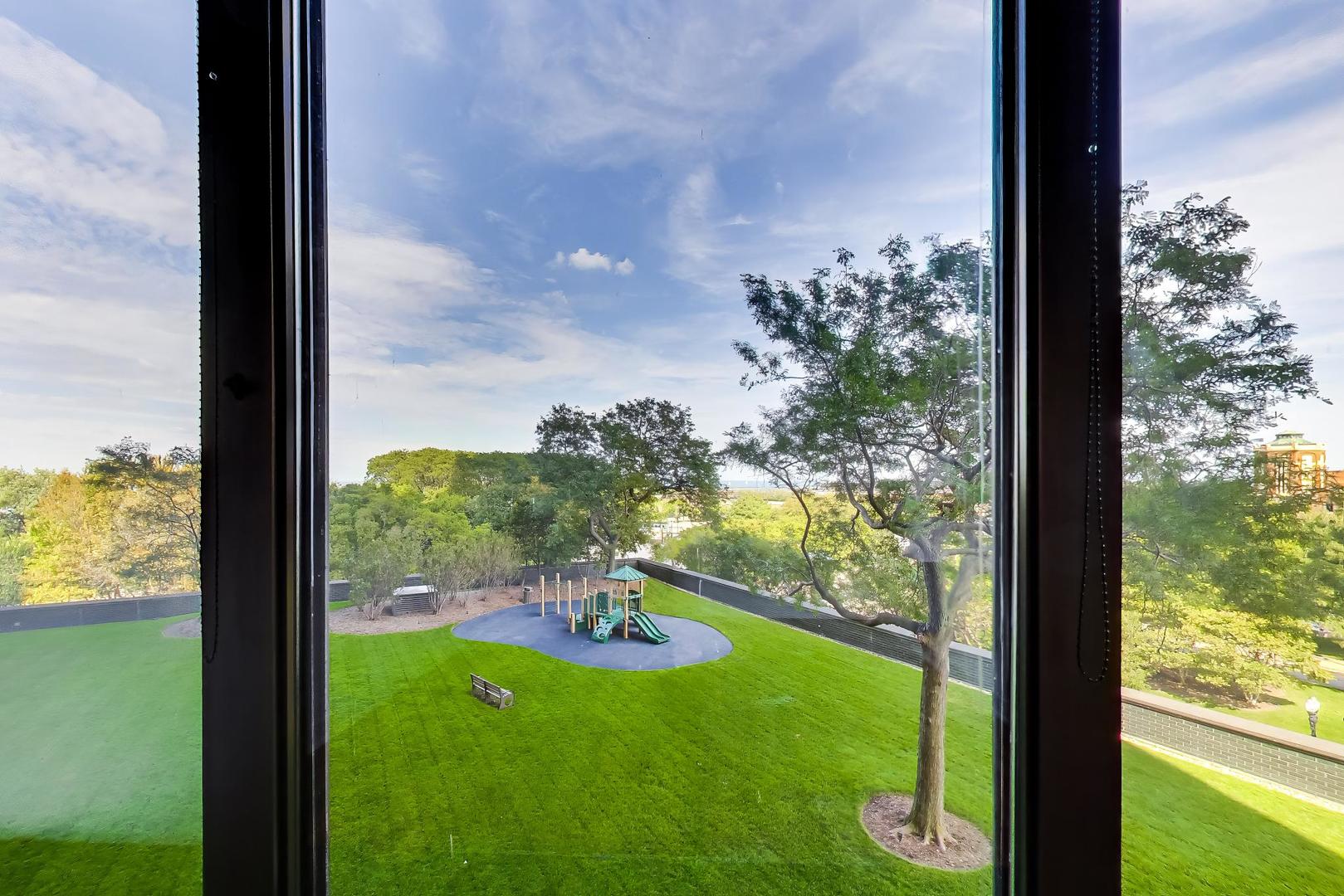 505 N Lake Shore Drive 407 Property Photo 15