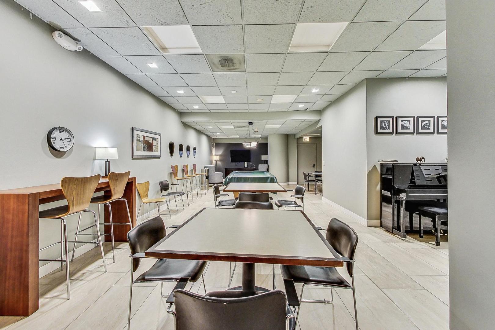 505 N Lake Shore Drive 407 Property Photo 23