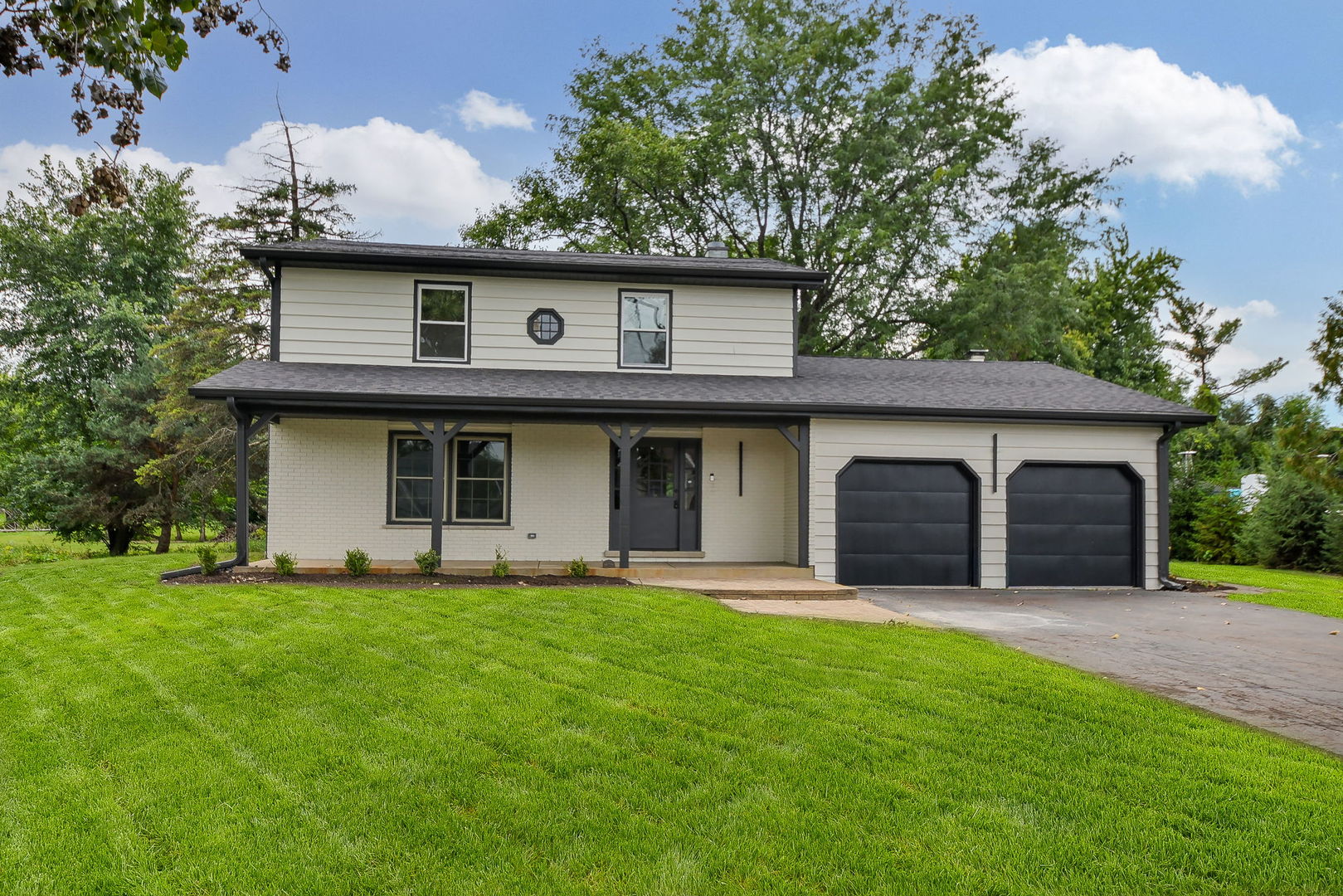 1706 S Stewart Avenue Property Photo 1