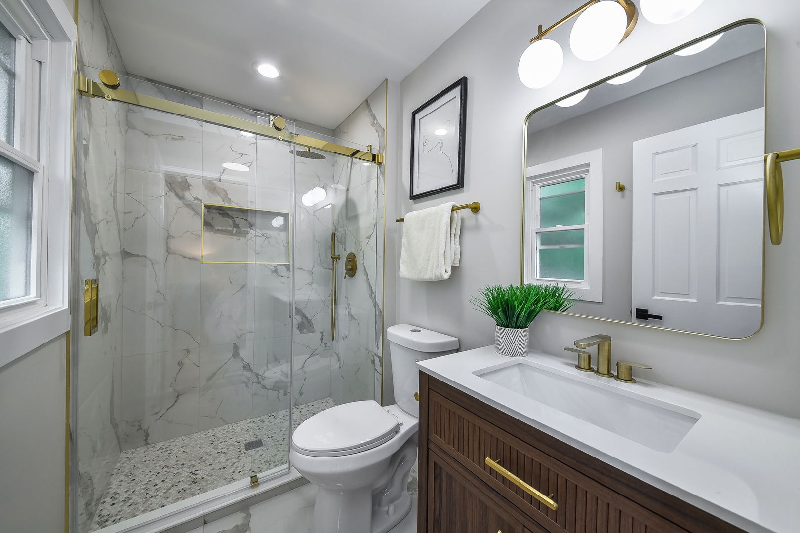 1706 S Stewart Avenue Property Photo 15
