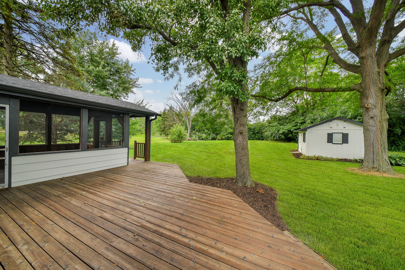 1706 S Stewart Avenue Property Photo 22