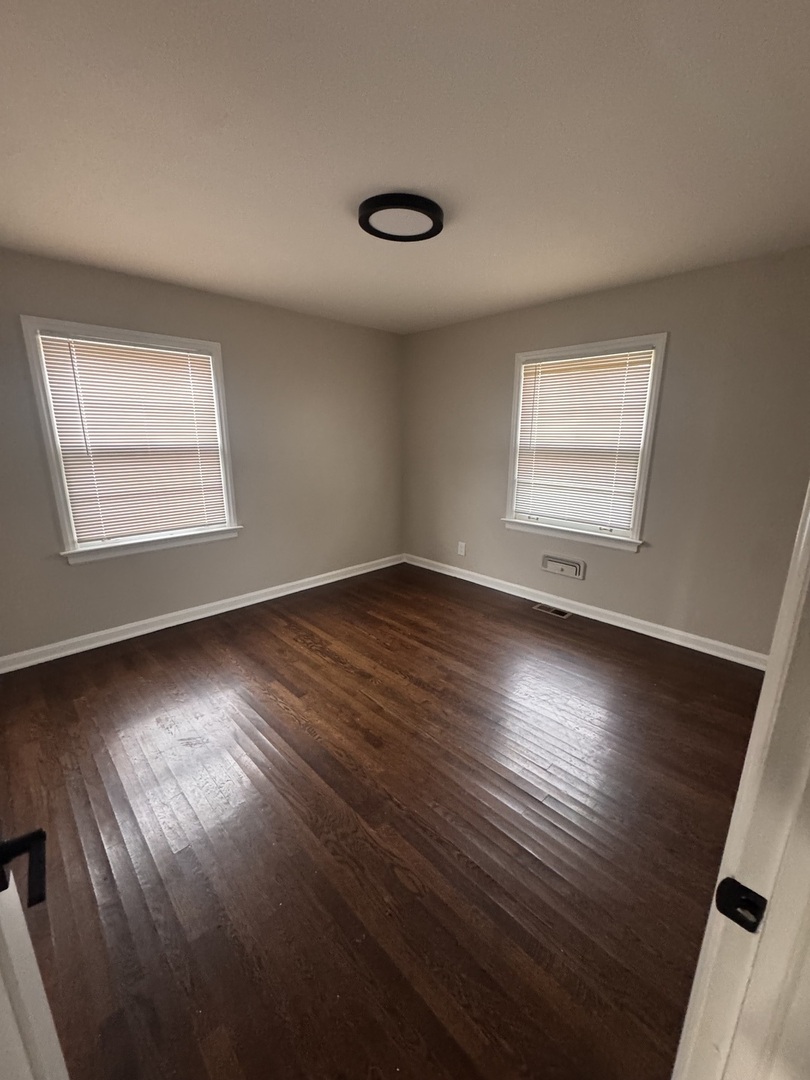18748 Wentworth Avenue Property Photo 5