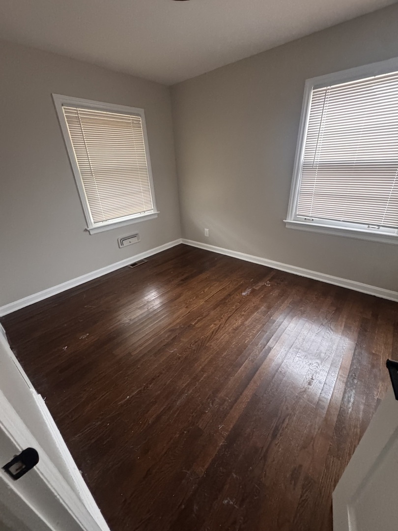 18748 Wentworth Avenue Property Photo 7