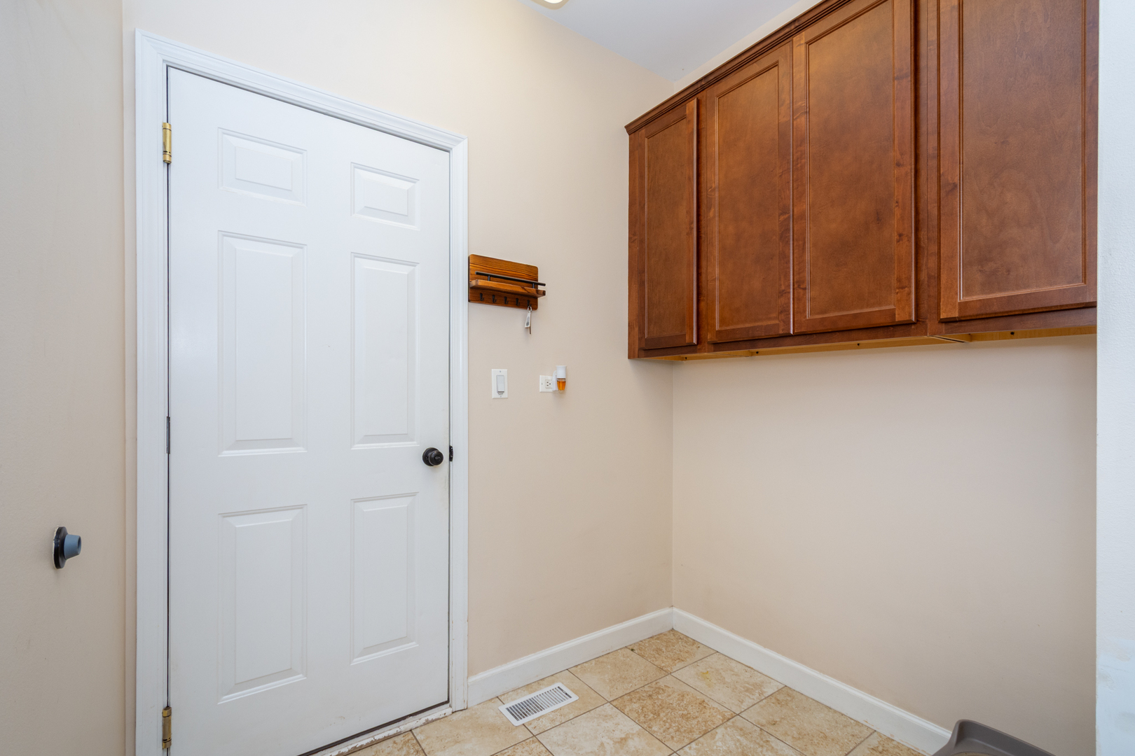 364 Abbey Lane Property Photo 19