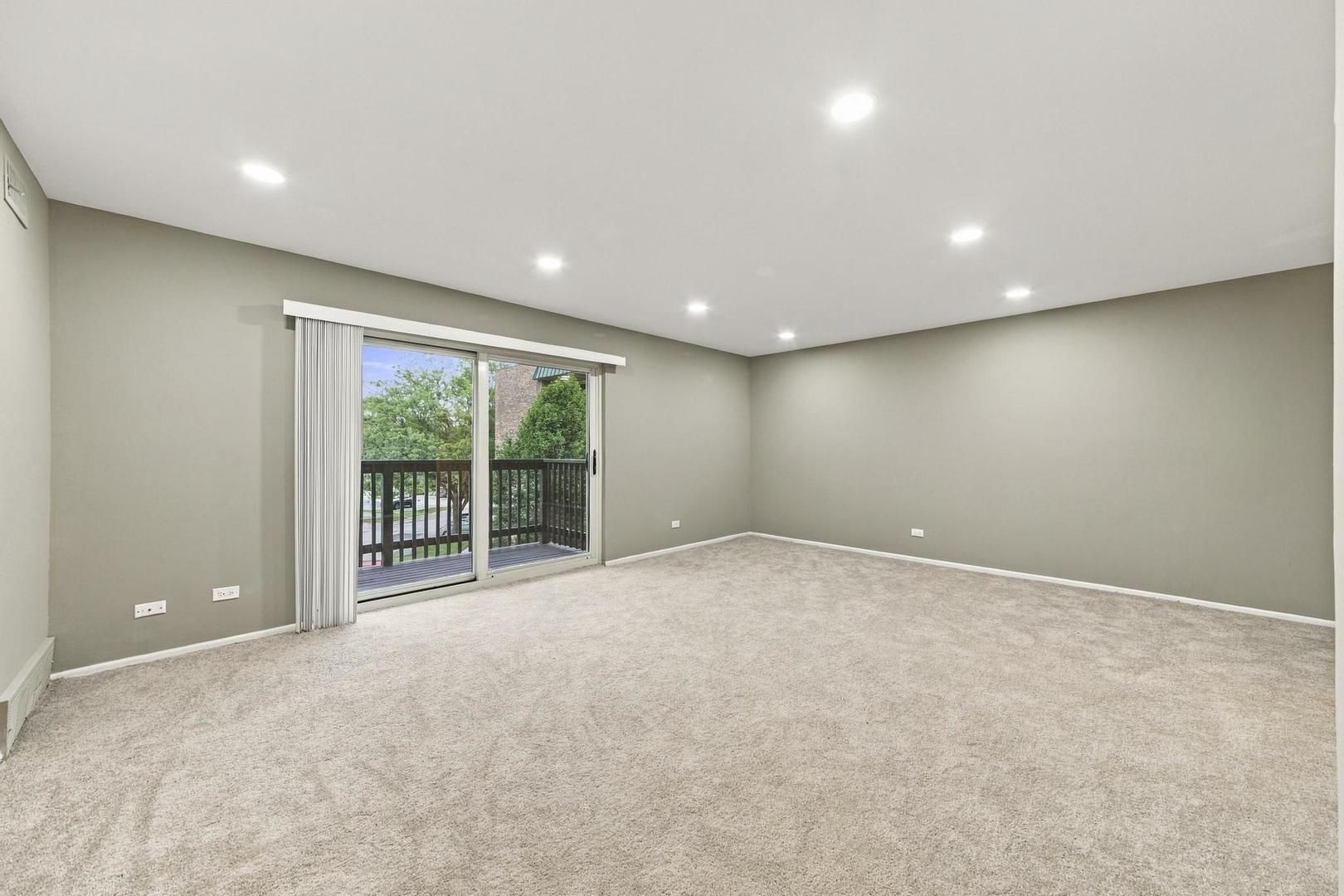 675 Grove Drive 304 Property Photo 3