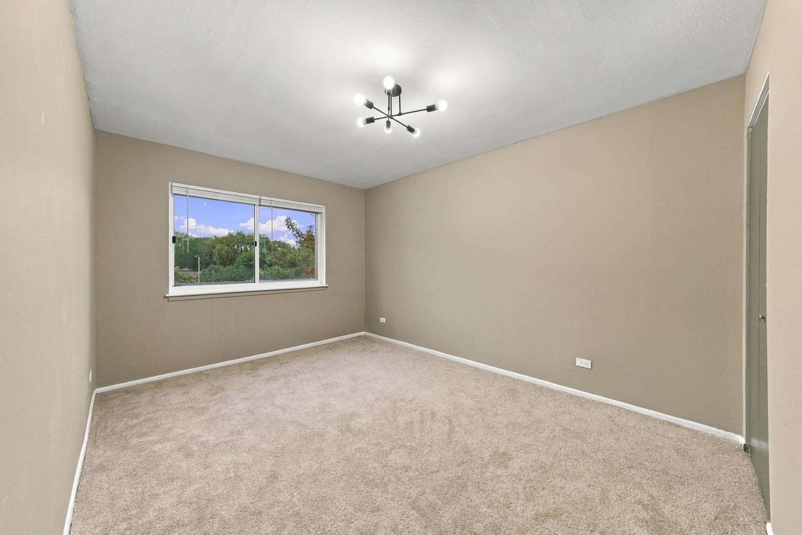 675 Grove Drive 304 Property Photo 6