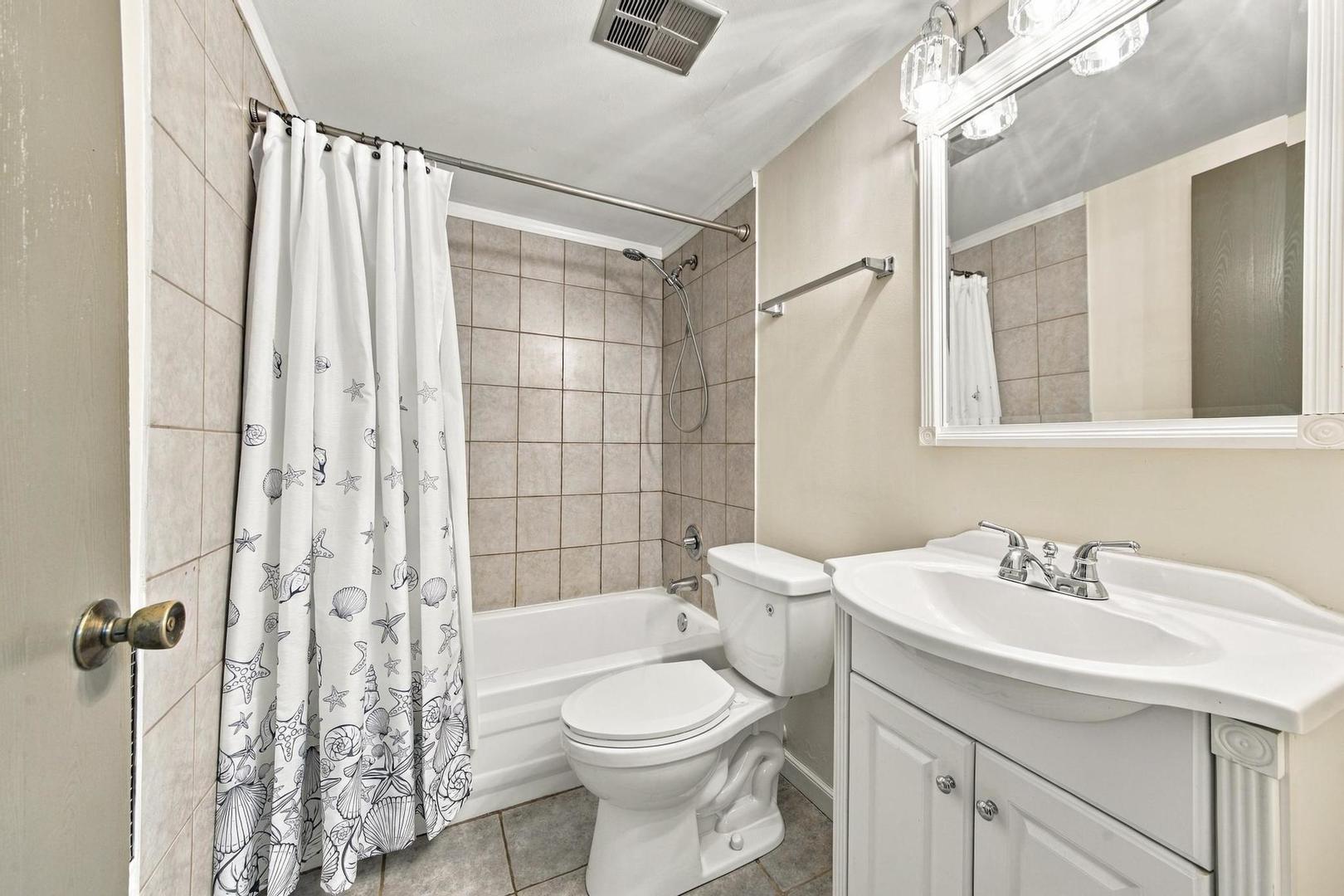 675 Grove Drive 304 Property Photo 9