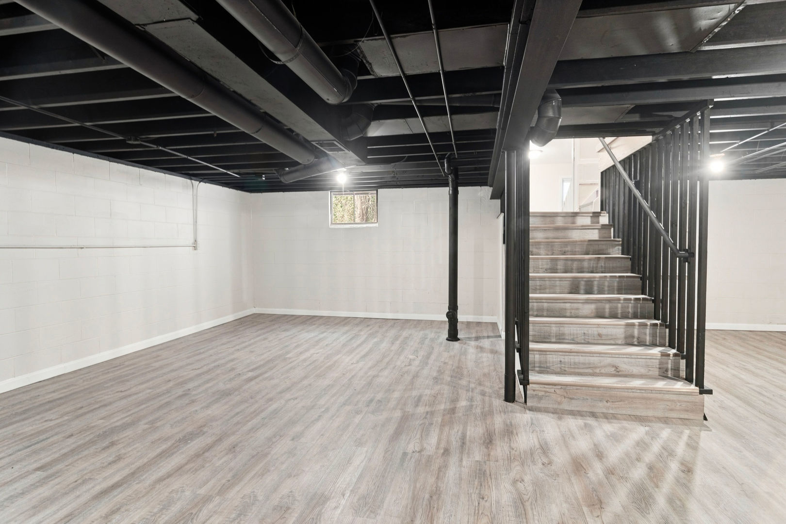 1428 Superior Street Property Photo 15