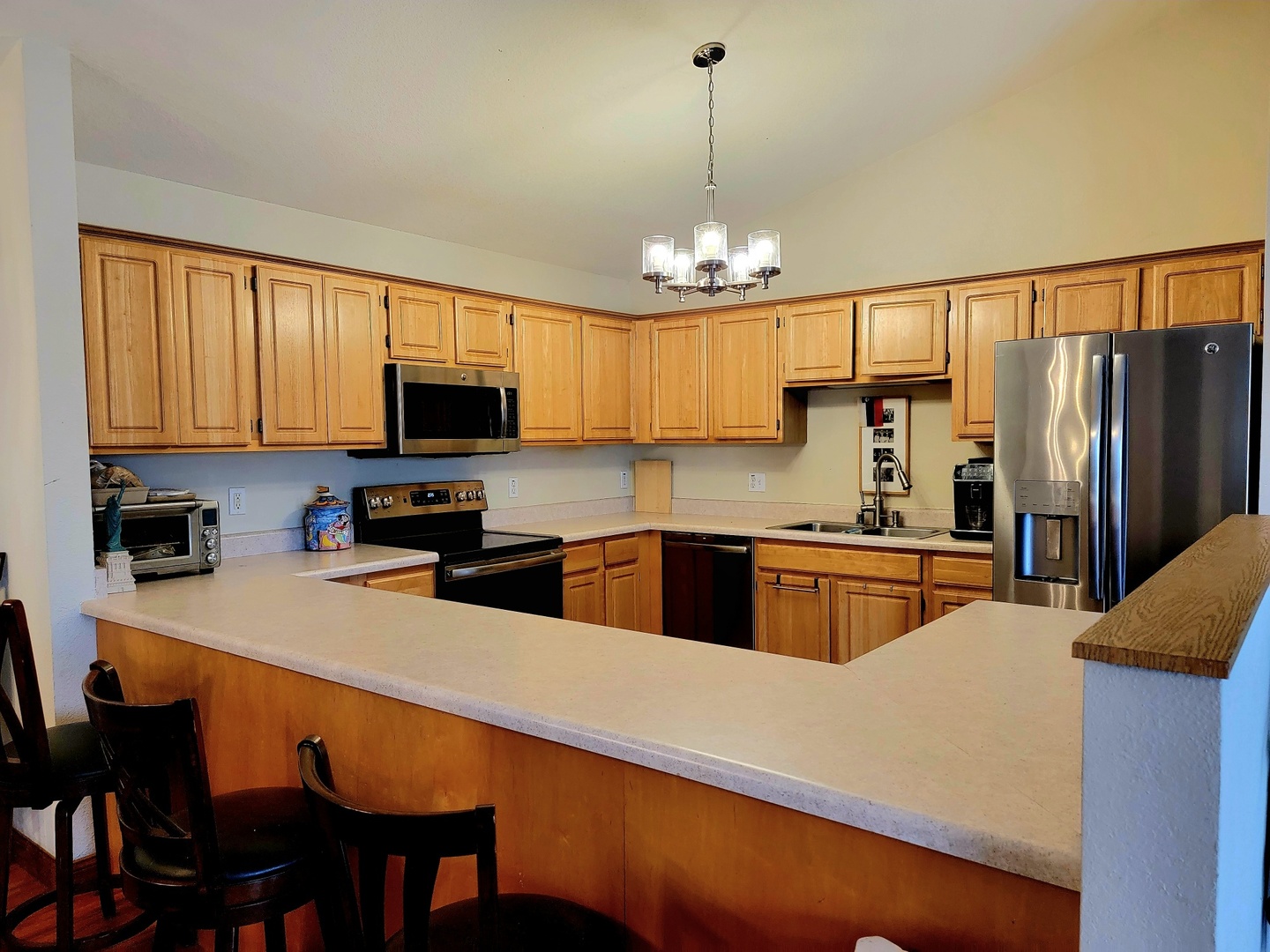 6620 Meadowlands Circle C-8 Property Photo 9