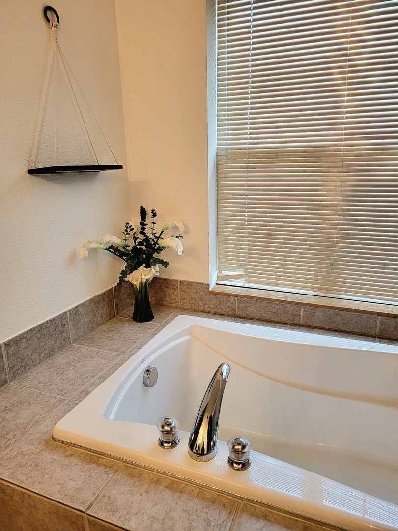 6620 Meadowlands Circle C-8 Property Photo 16