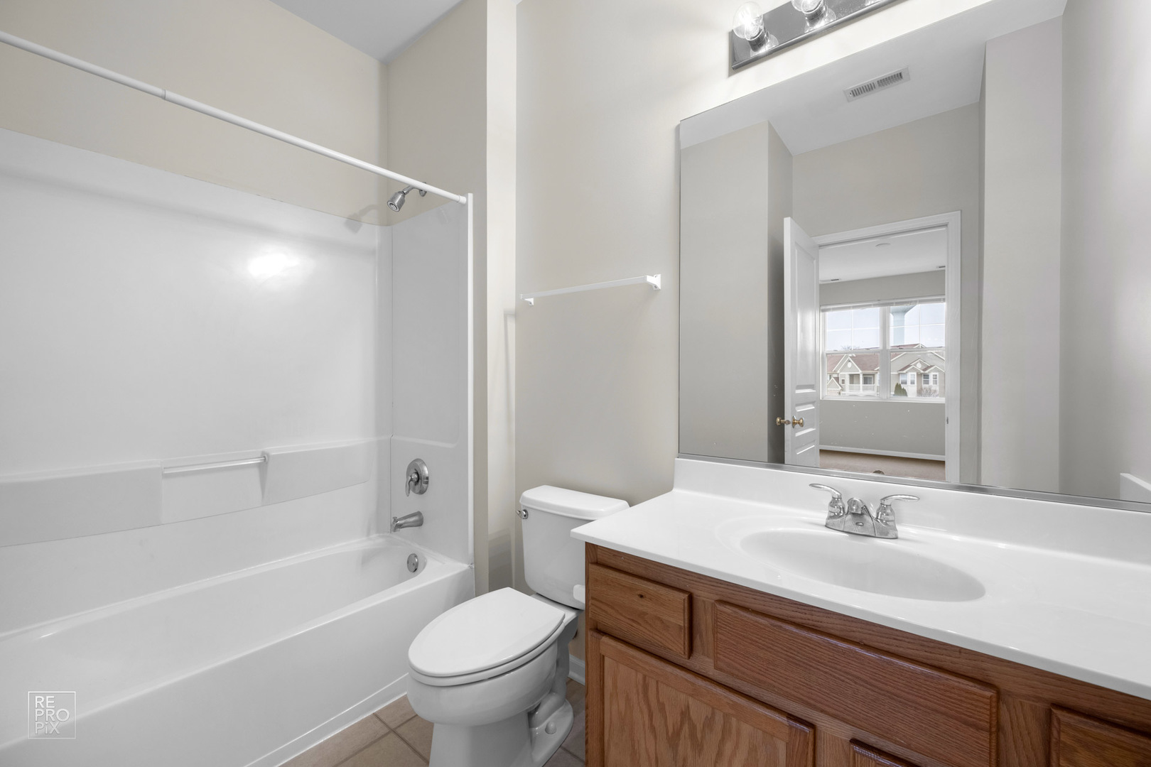 2275 Aurora Drive 25 Property Photo 6