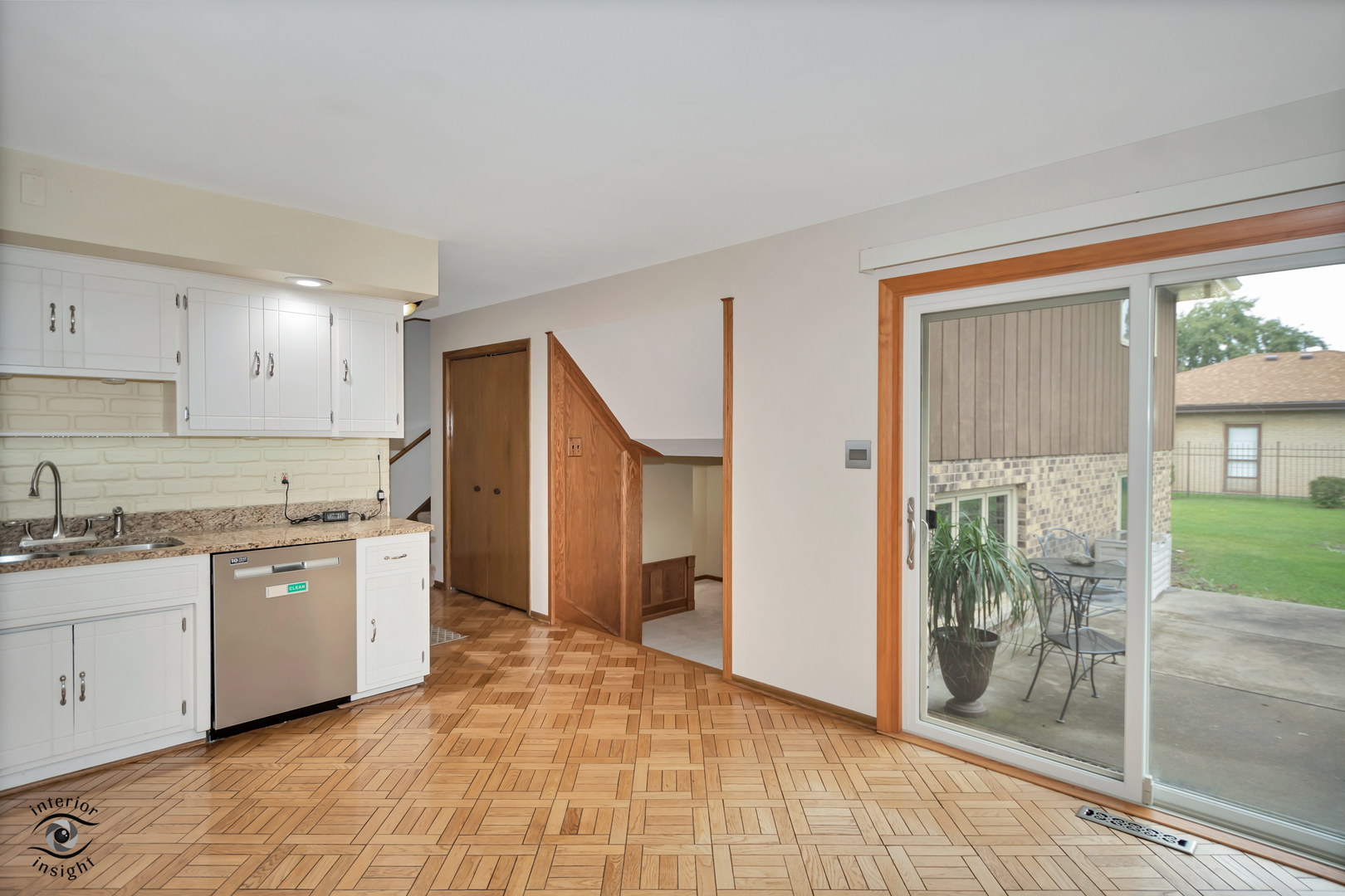 7530 Hemlock Drive Property Photo 10