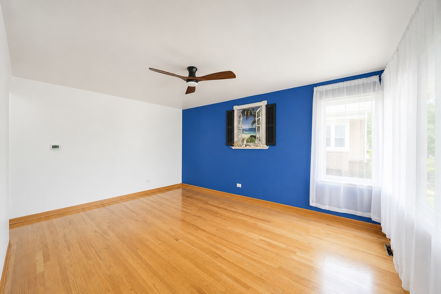 5009 N Ozark Avenue Property Photo 5