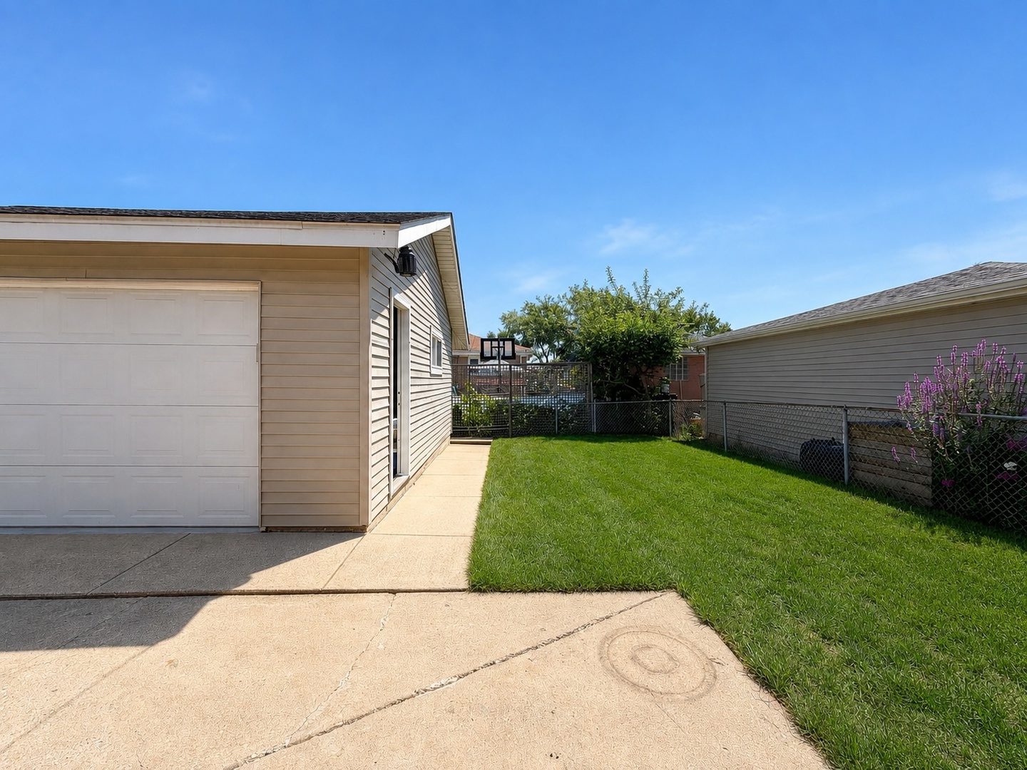 5009 N Ozark Avenue Property Photo 57