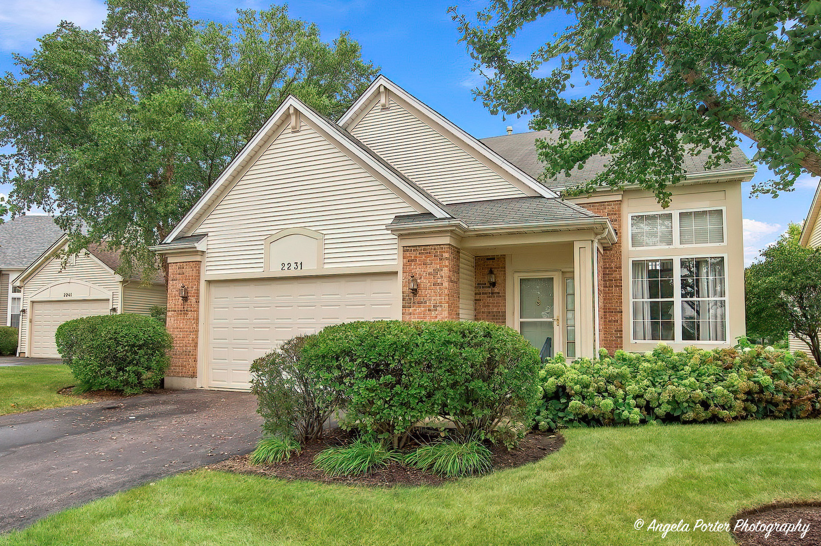 2231 Wilshire Court Property Photo 1