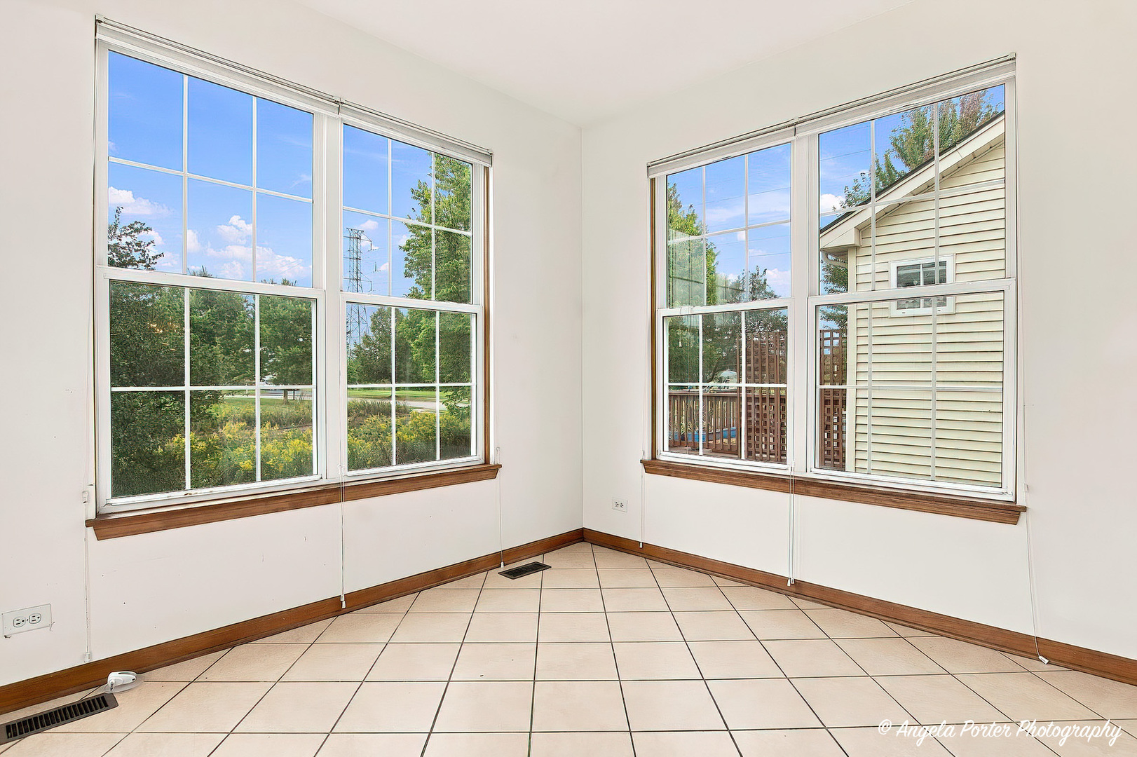 2231 Wilshire Court Property Photo 8