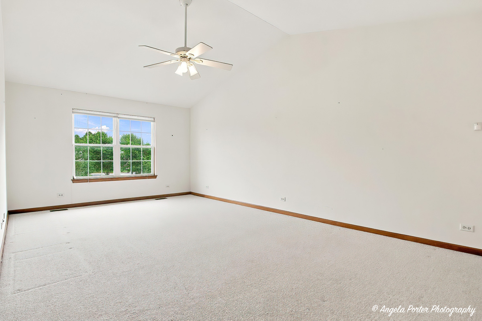 2231 Wilshire Court Property Photo 23