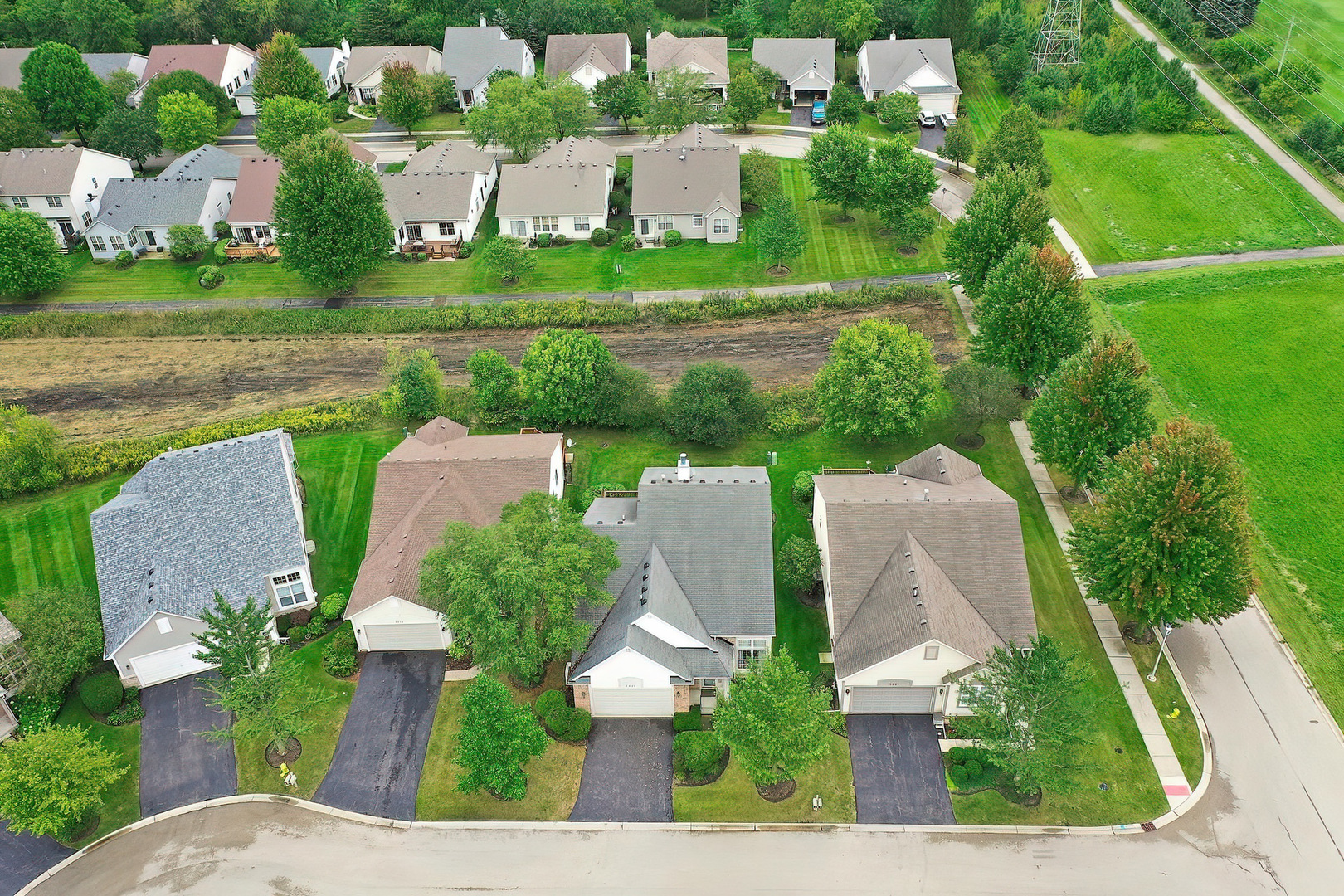 2231 Wilshire Court Property Photo 35