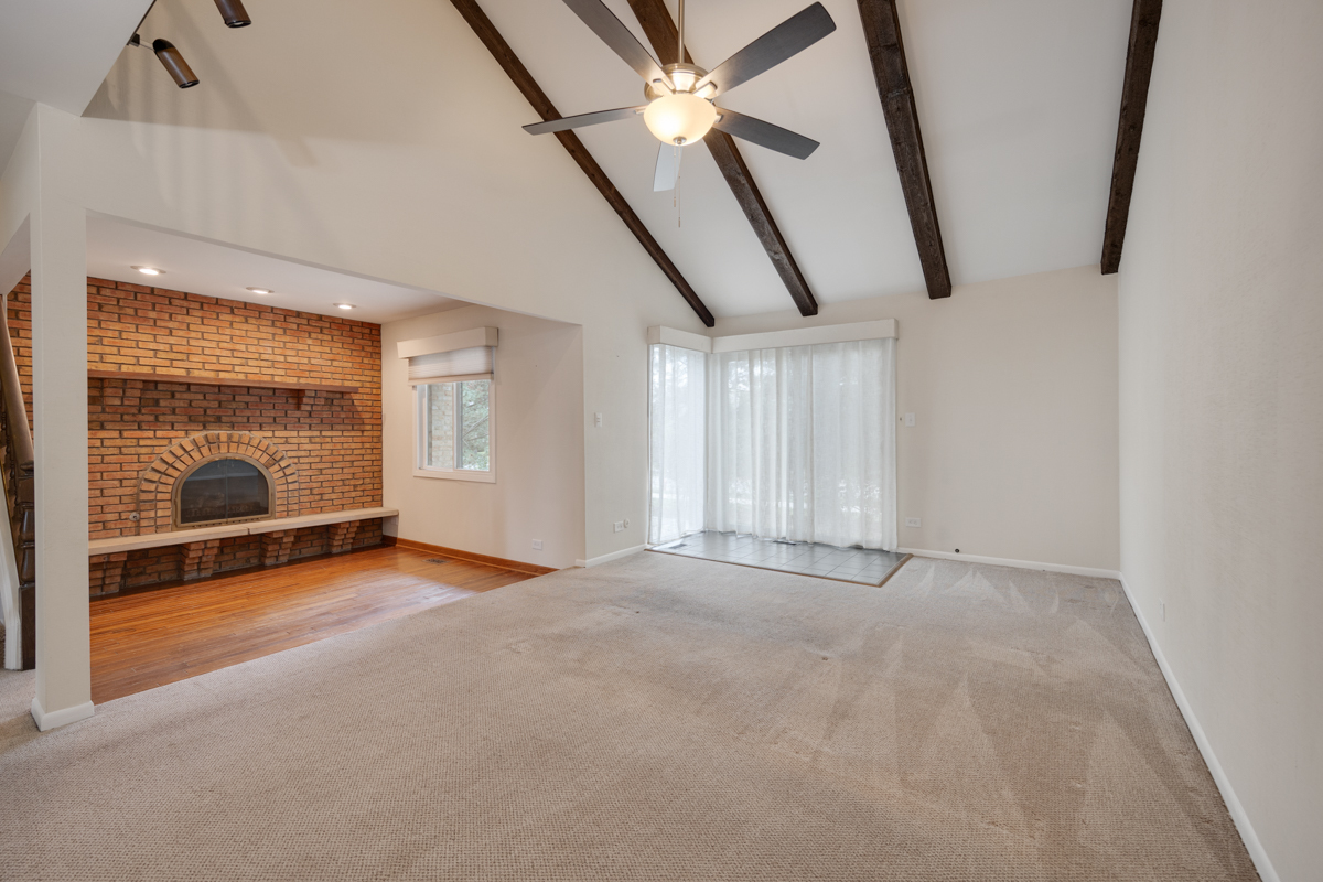 1525 Columbia Court Property Photo 8