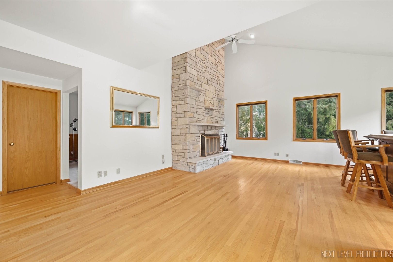 40w923 Mulhern Drive Property Photo 4