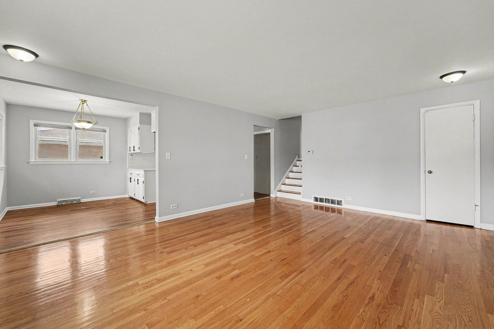 16518 Dobson Avenue Property Photo 5