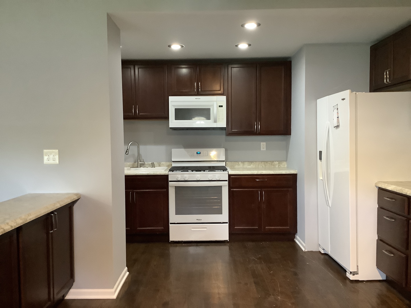 9430 Elm Avenue Property Photo 8