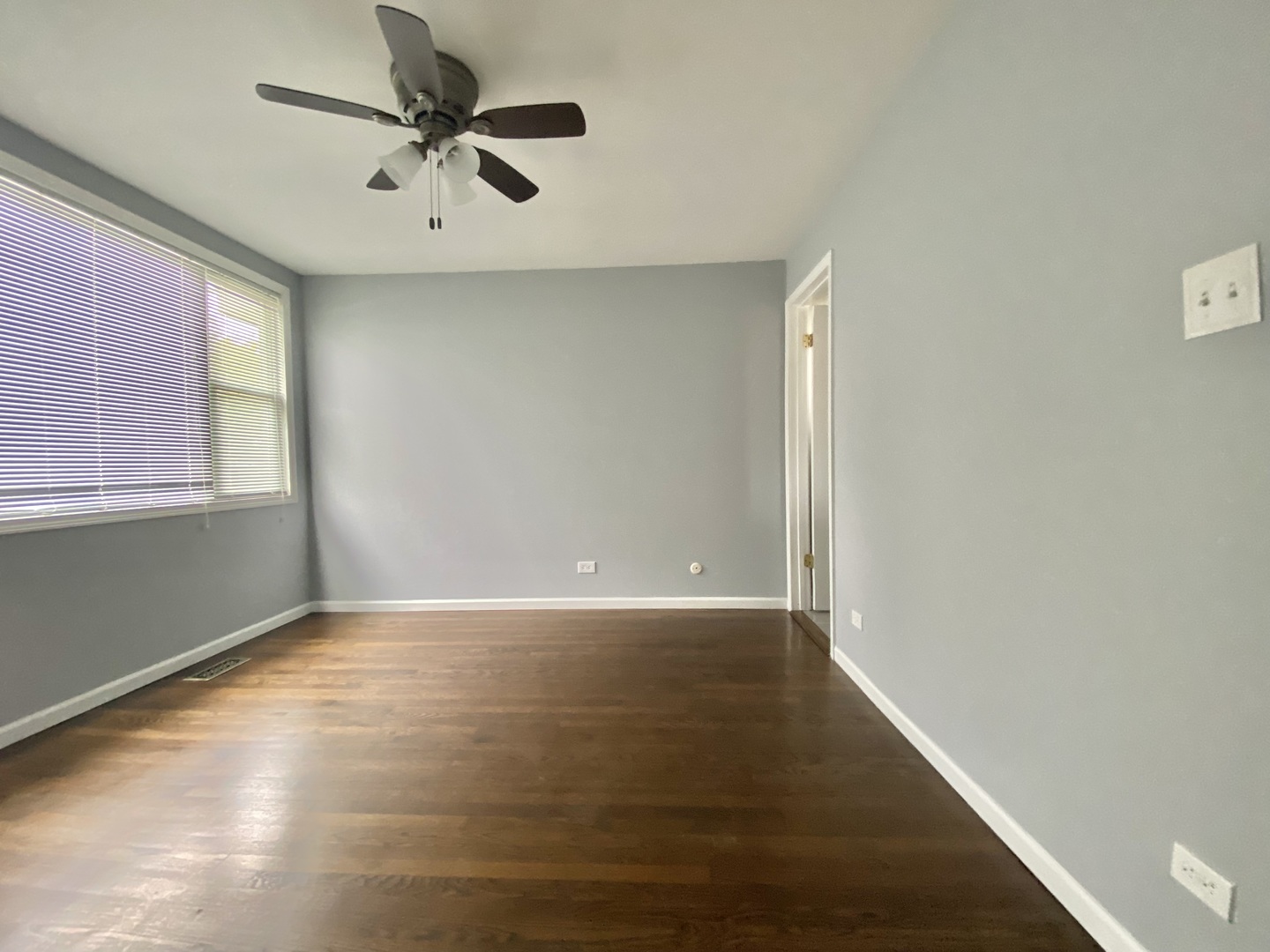 9430 Elm Avenue Property Photo 11