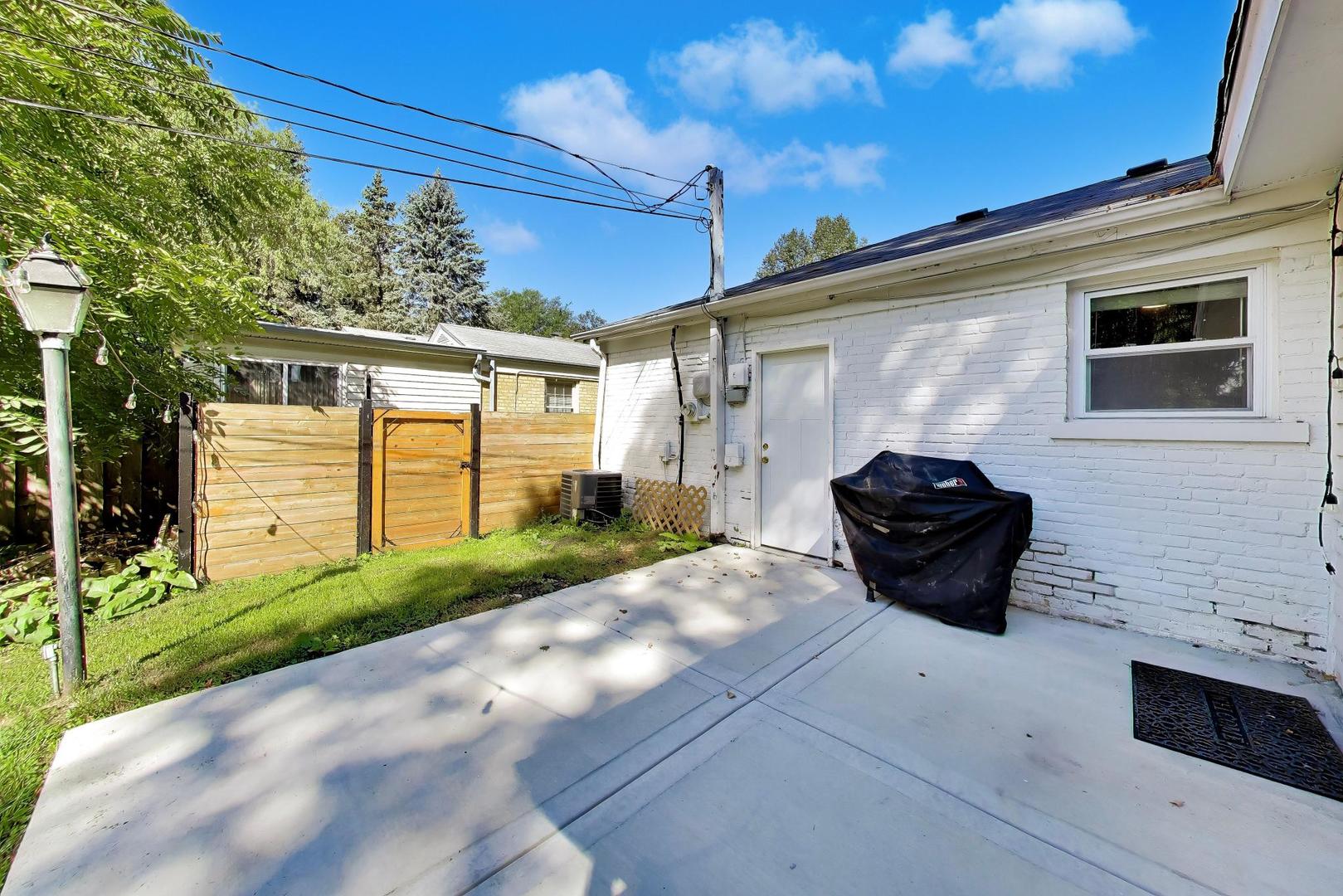 711 E Euclid Avenue Property Photo 28