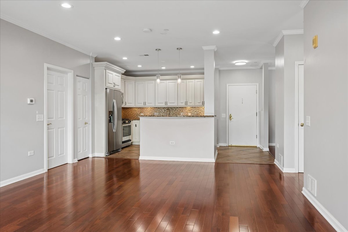 660 Mchenry Road 207 Property Photo 6