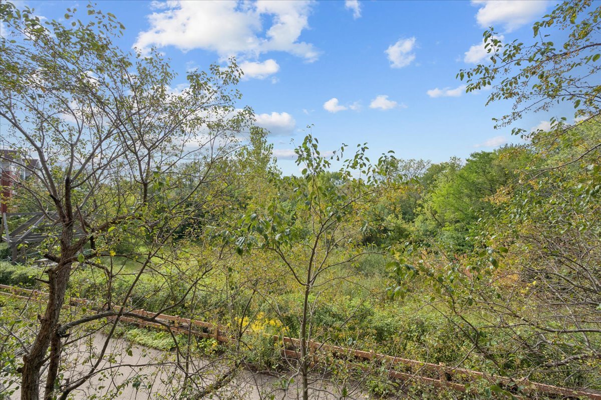 660 Mchenry Road 207 Property Photo 17