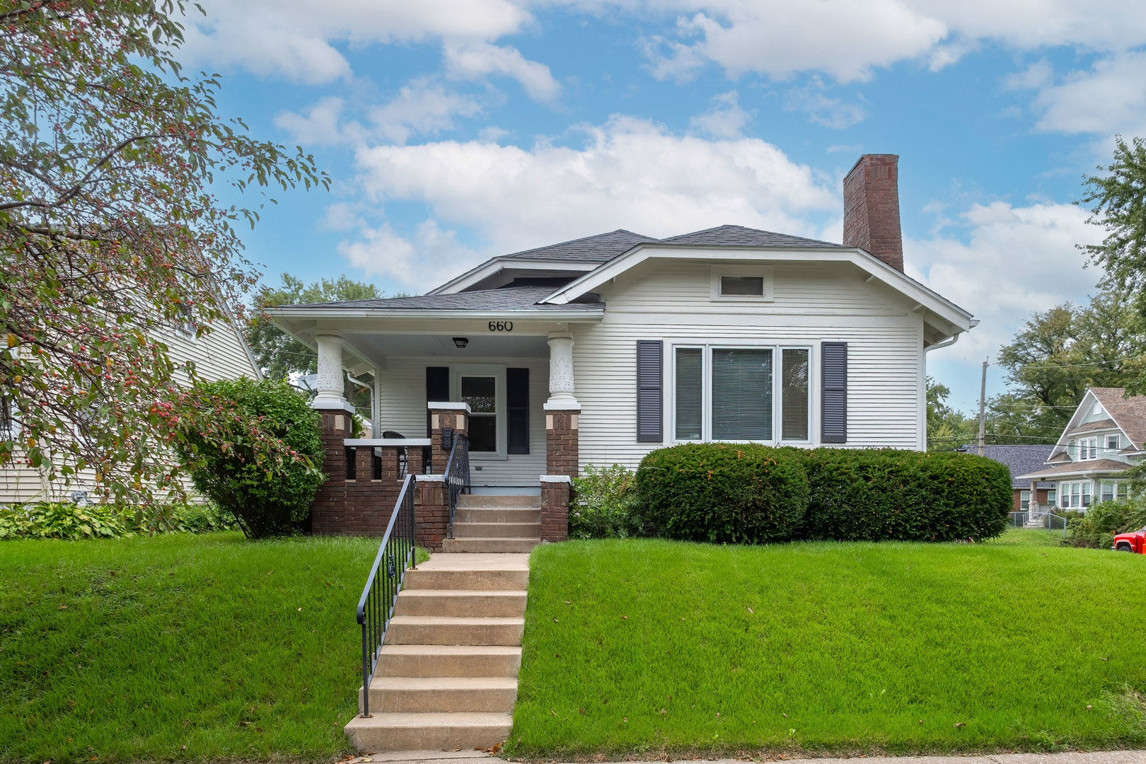 660 E Colorado Street Property Photo 1