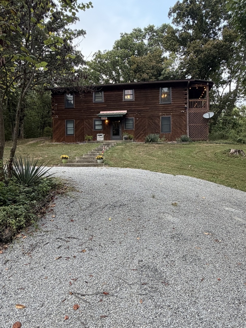 4083 Private Road 25 Property Photo 1