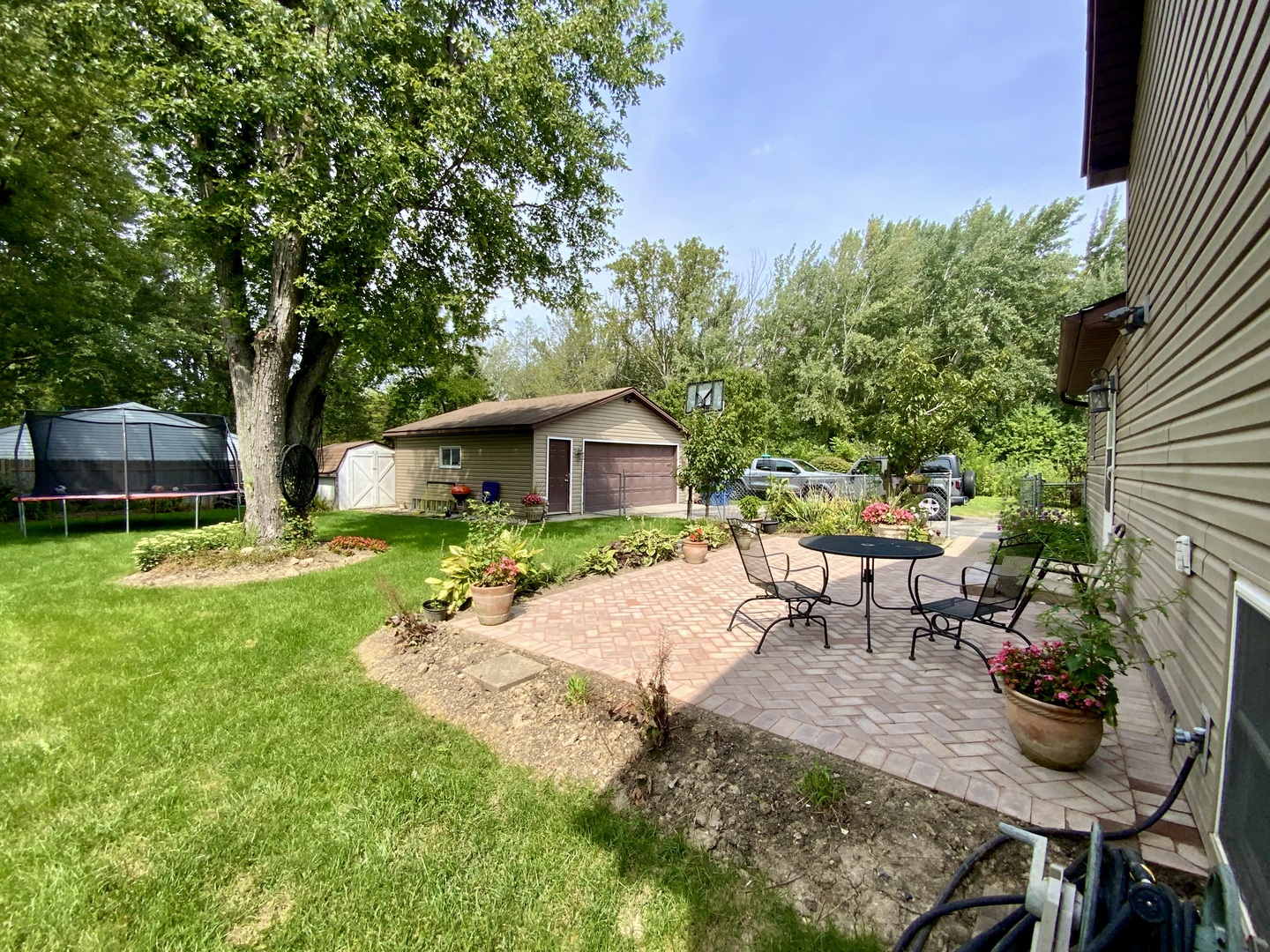 592 Pine Grove Avenue Property Photo 17