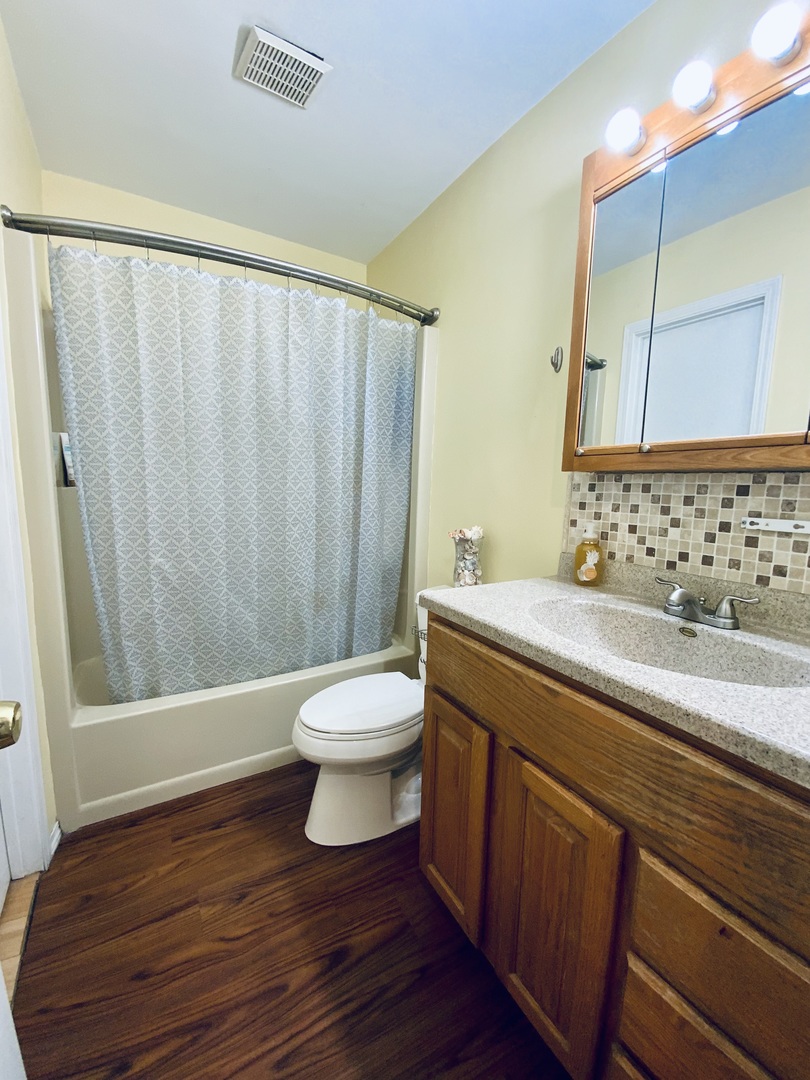 592 Pine Grove Avenue Property Photo 19