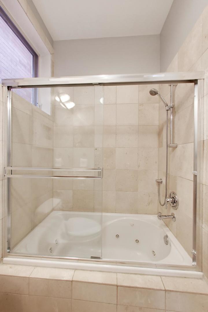 1887 N Poe Street 1r Property Photo 19