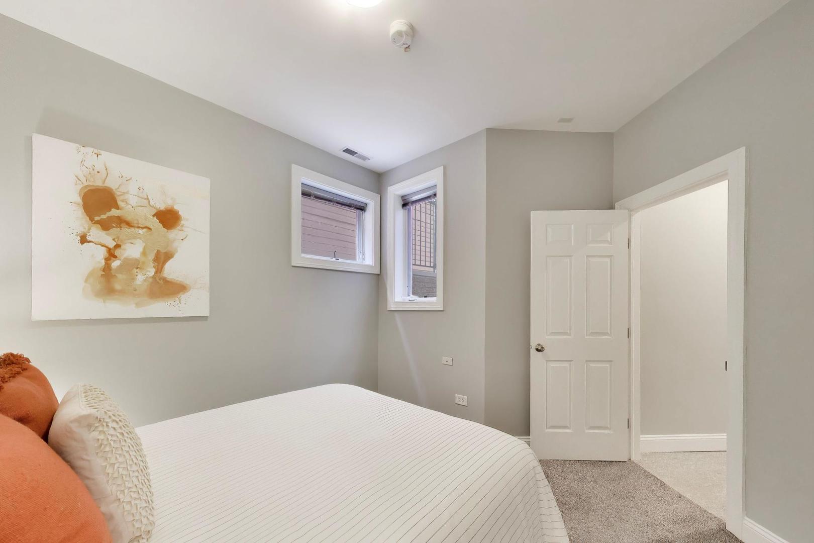 1887 N Poe Street 1r Property Photo 26