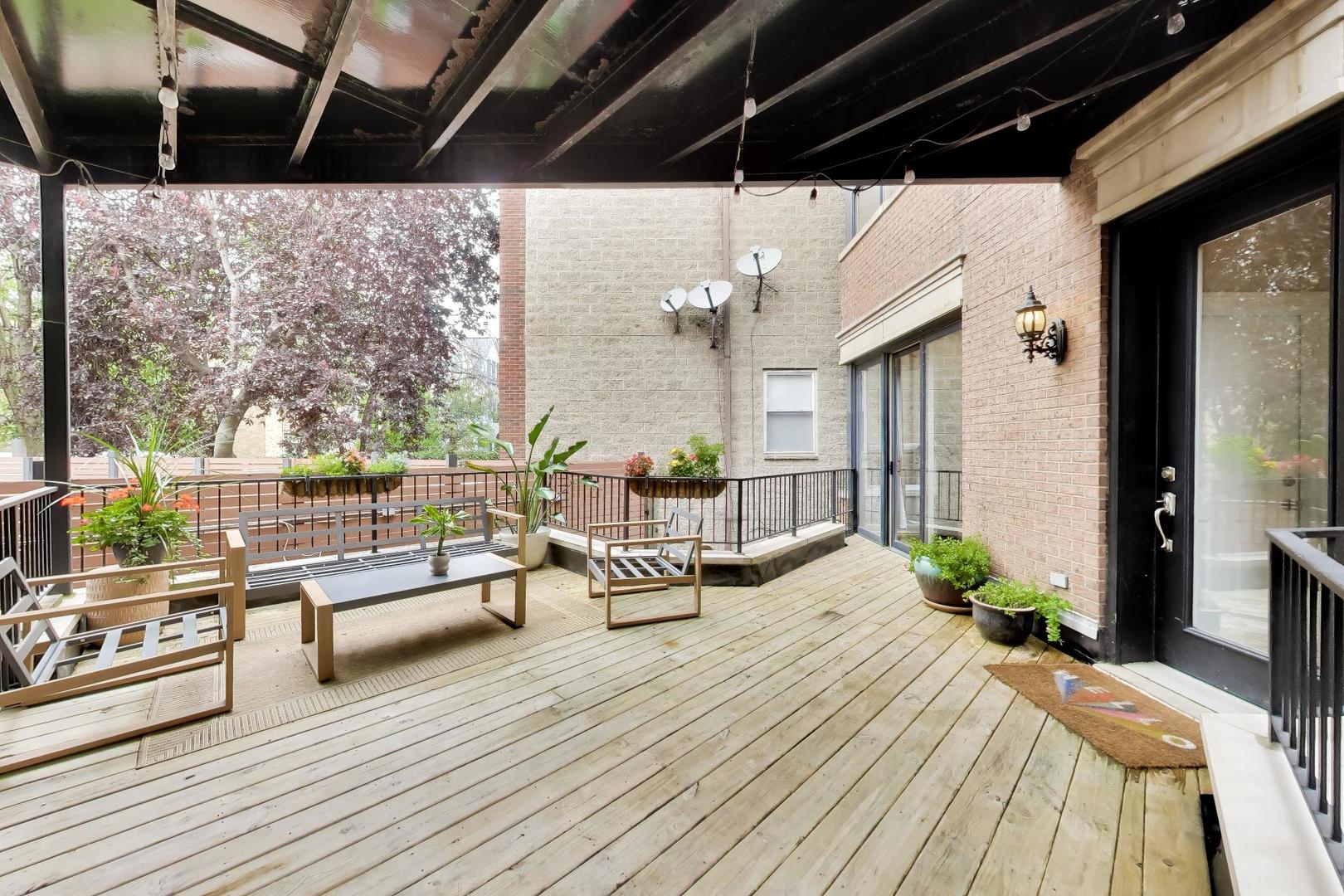 1887 N Poe Street 1r Property Photo 28