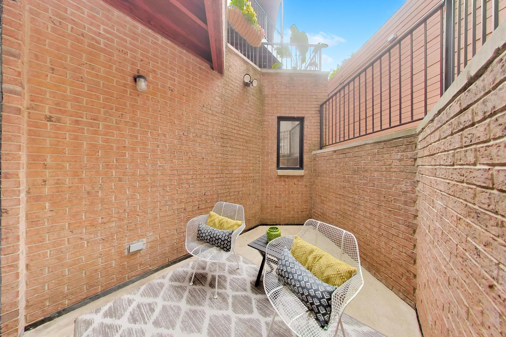 1887 N Poe Street 1r Property Photo 32