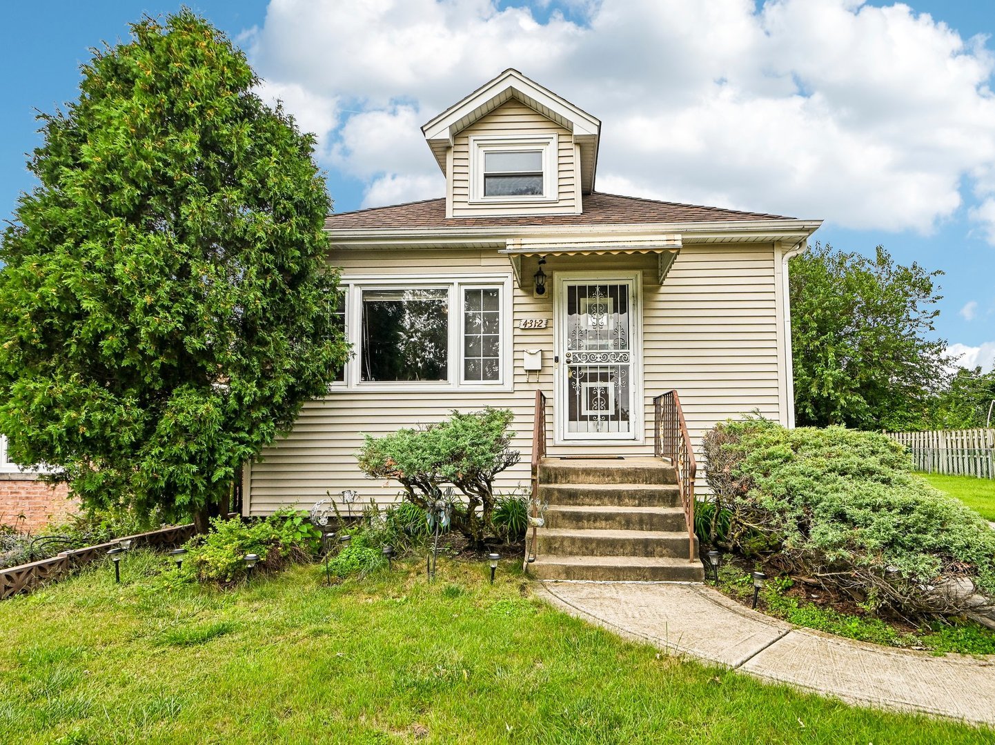 4312 Grace Street Property Photo 1