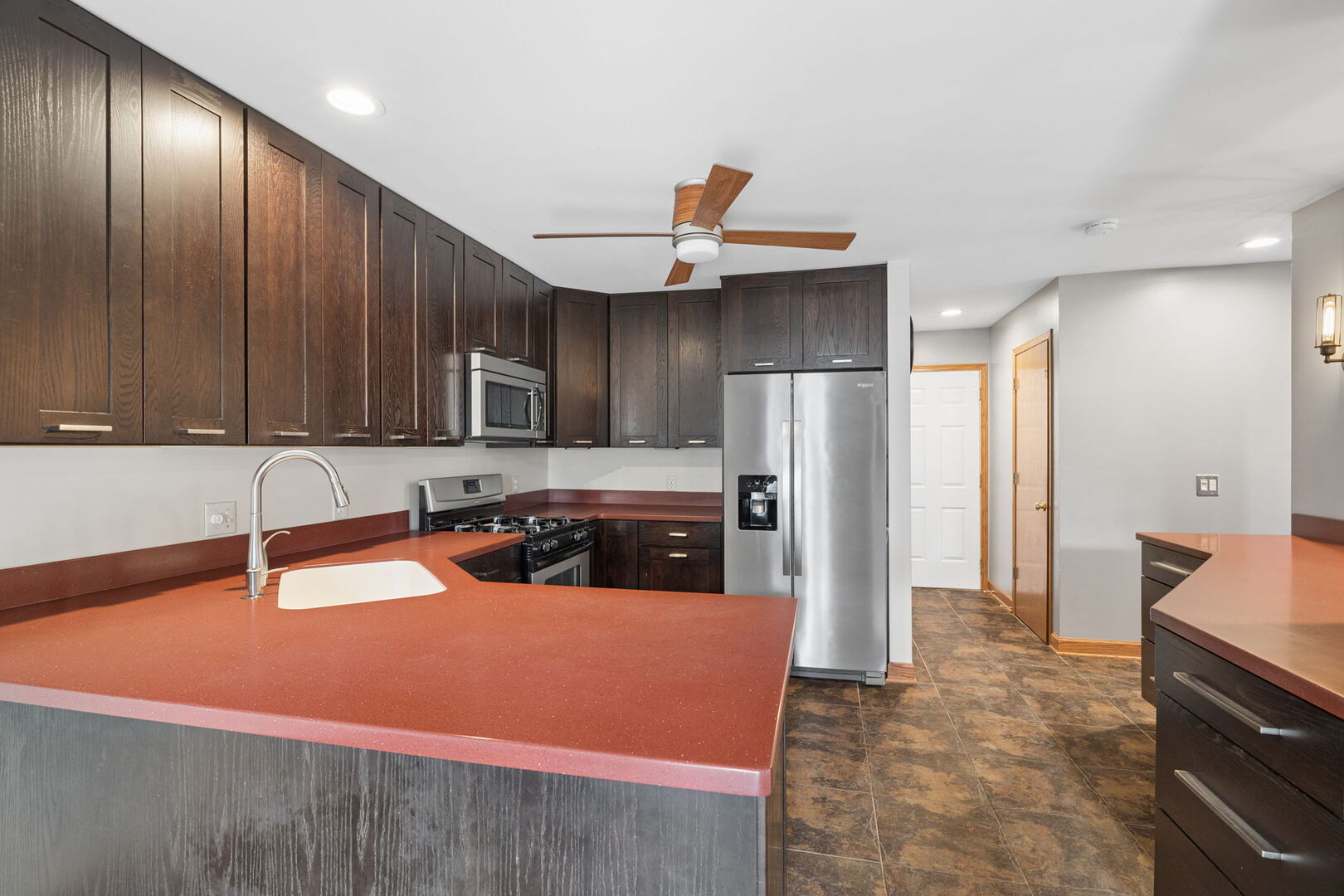 14552 Club Circle Drive Property Photo 5