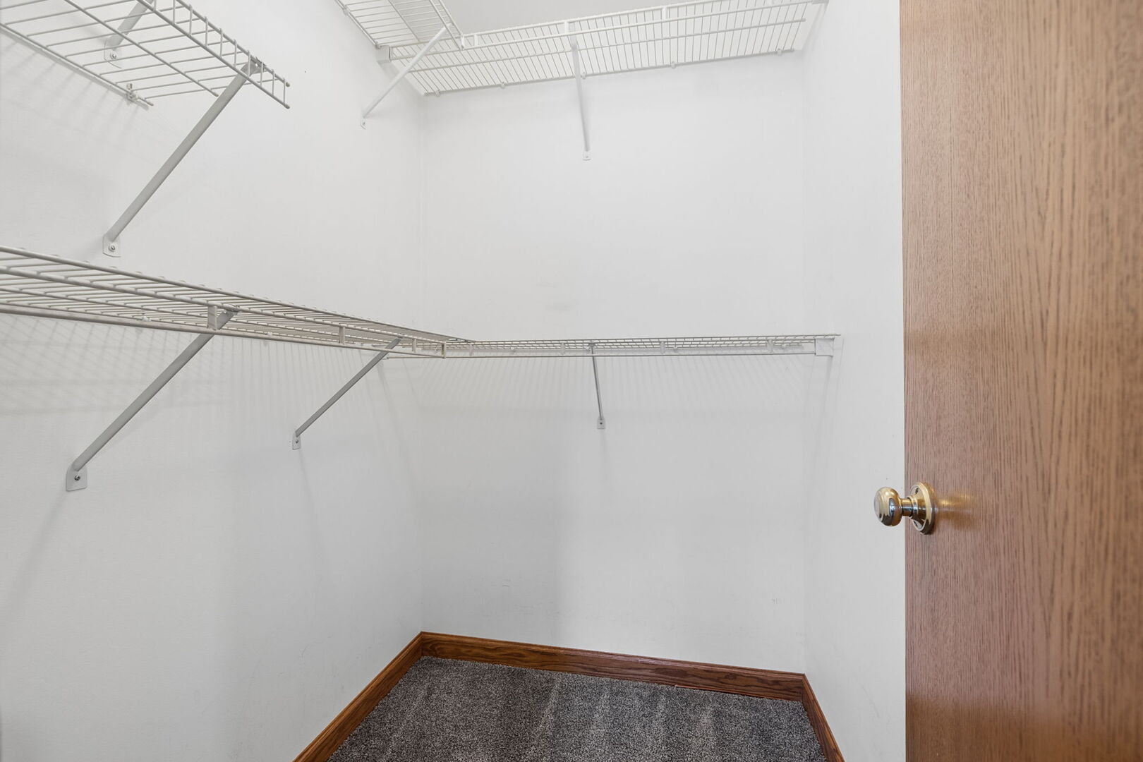 14552 Club Circle Drive Property Photo 14