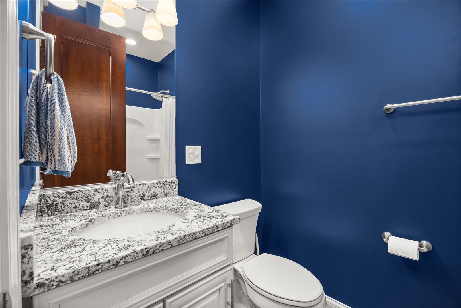 6 Port Place Property Photo 10