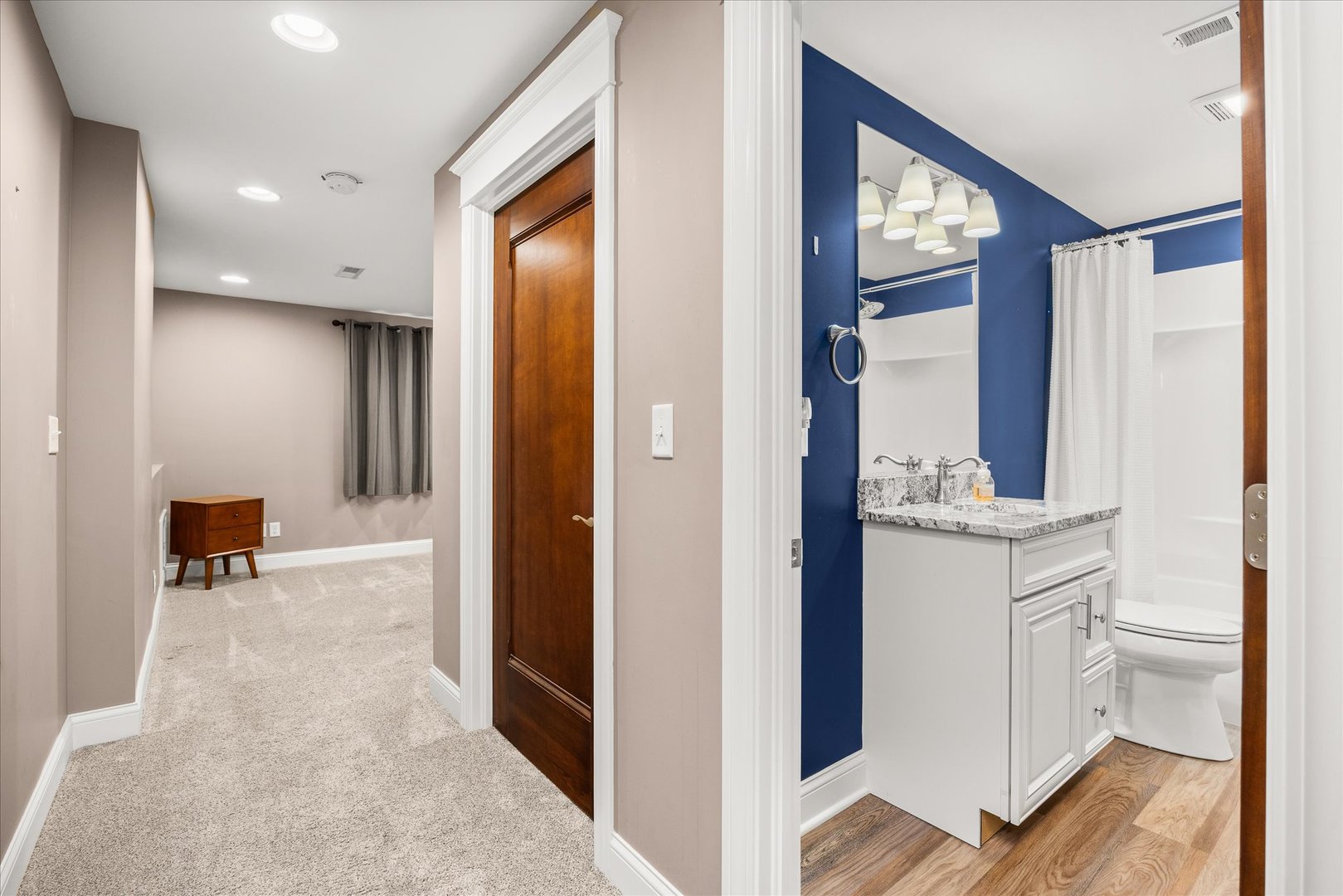 6 Port Place Property Photo 12