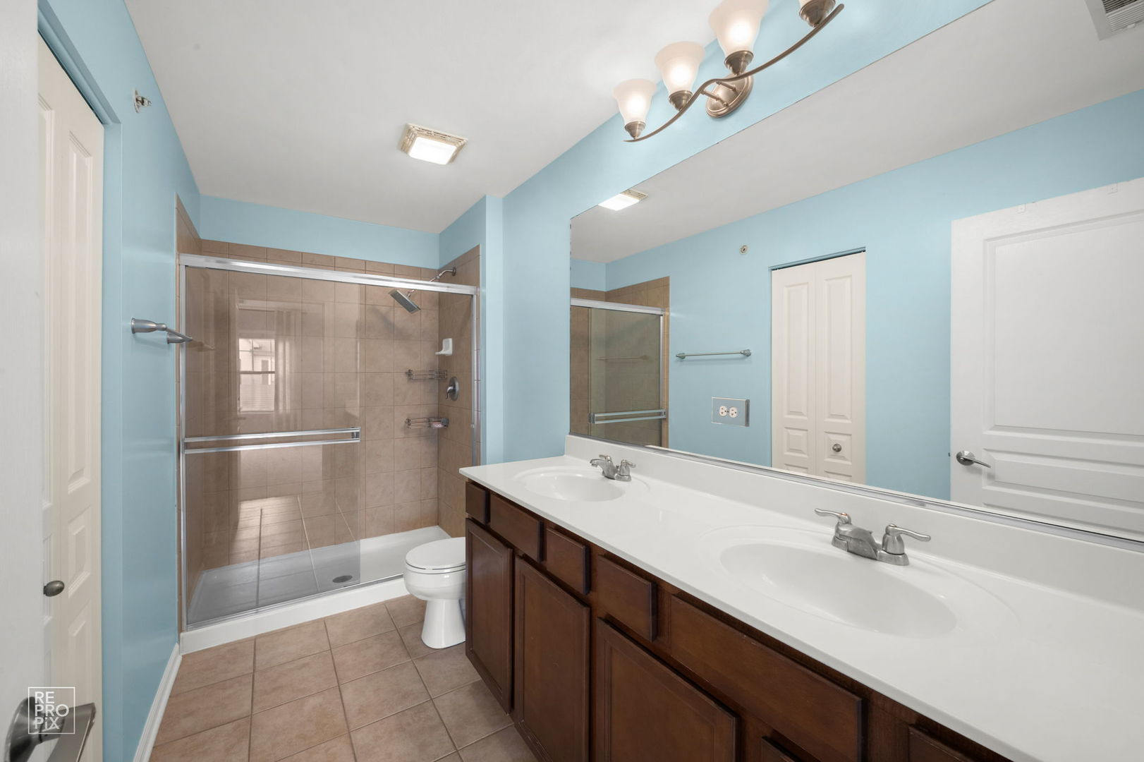 1262 Evergreen Avenue Property Photo 8