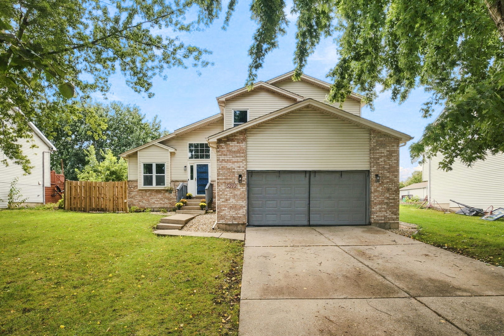 5212 Aladdin Court Property Photo 2