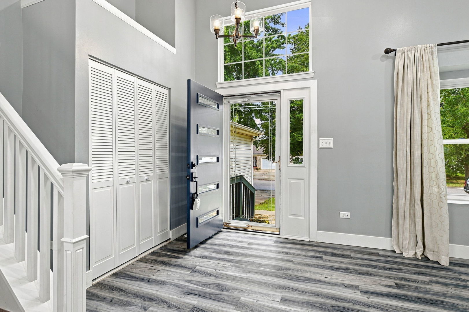 5212 Aladdin Court Property Photo 4