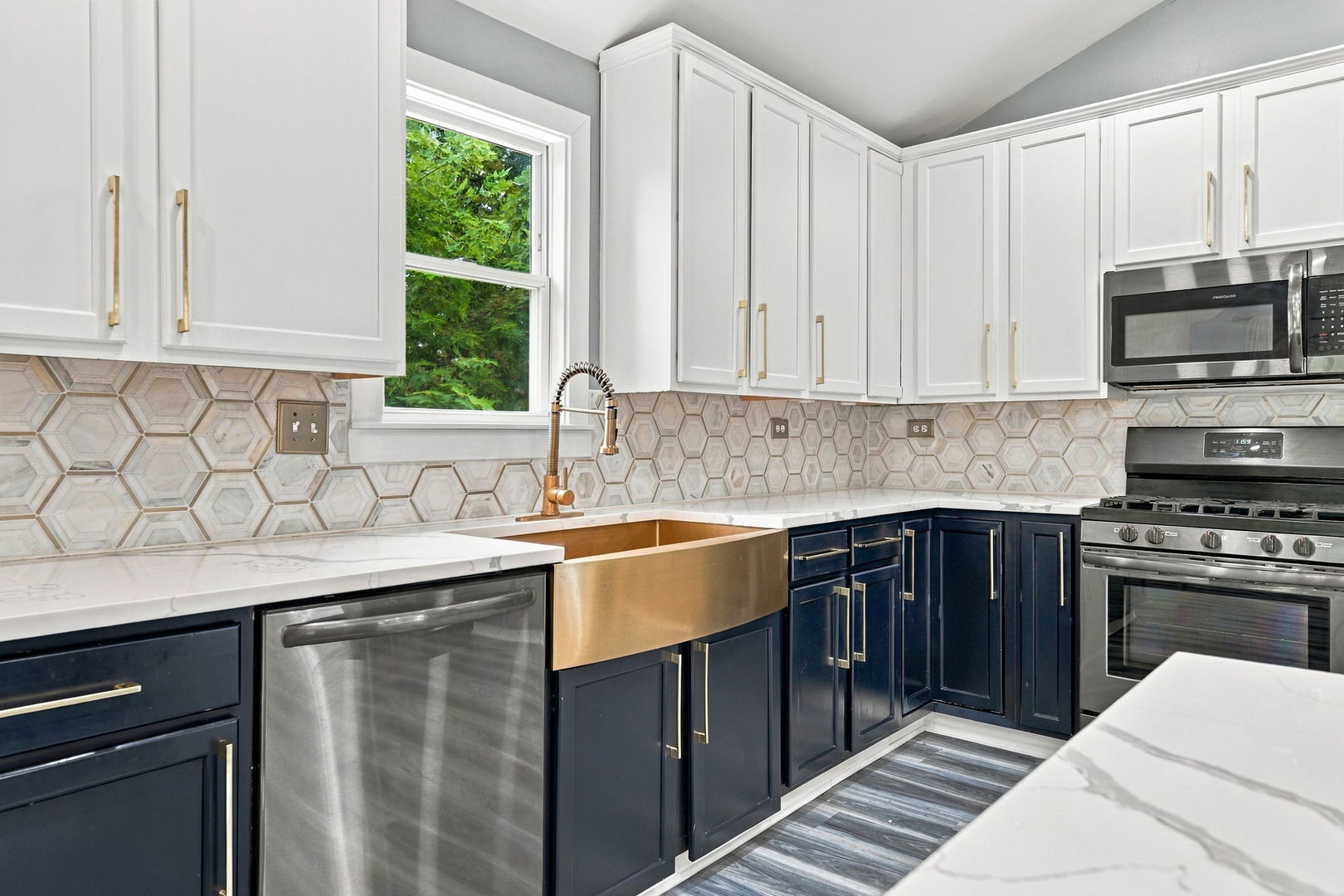 5212 Aladdin Court Property Photo 10