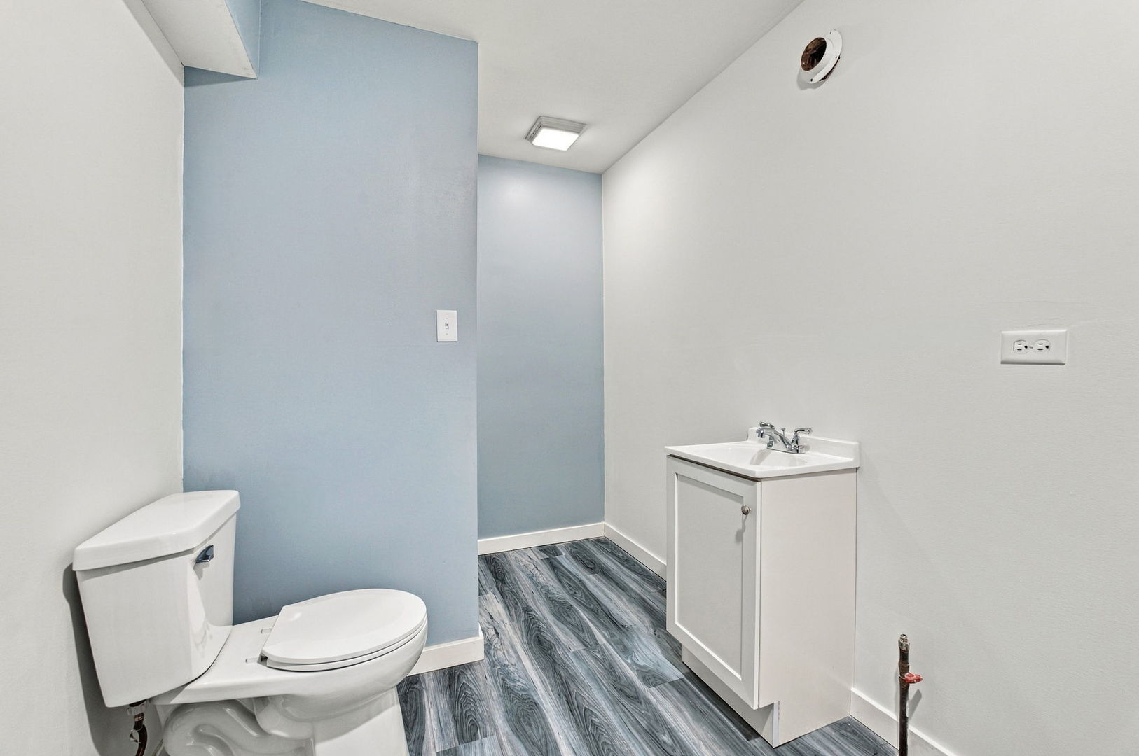 5212 Aladdin Court Property Photo 19